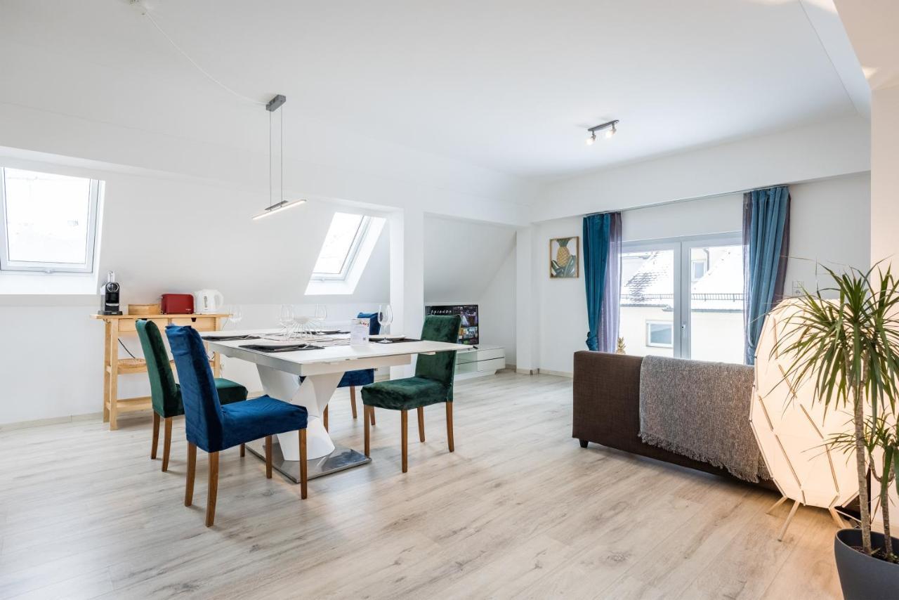 Arbio I Cozy Apartments Augsburg-Lechhausen エクステリア 写真