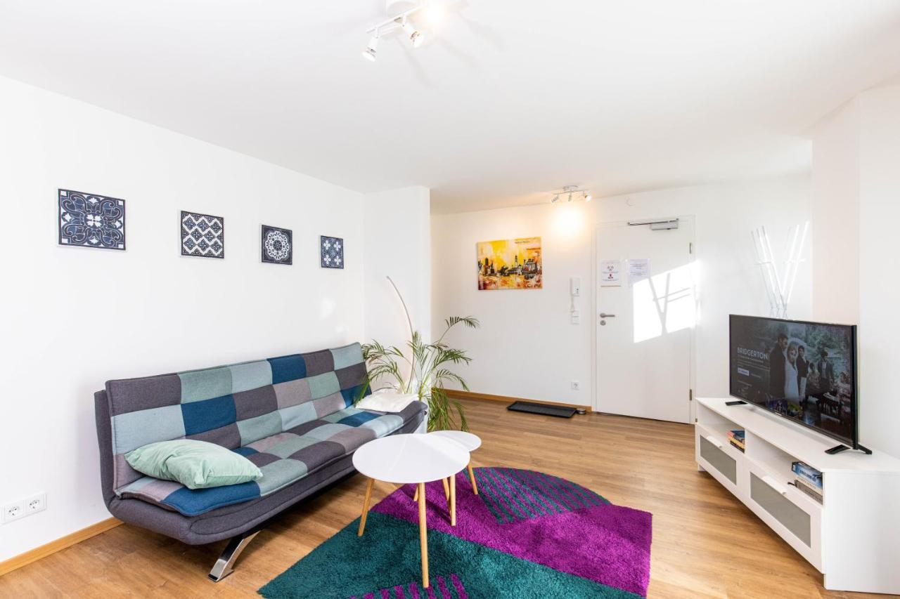 Arbio I Cozy Apartments Augsburg-Lechhausen エクステリア 写真